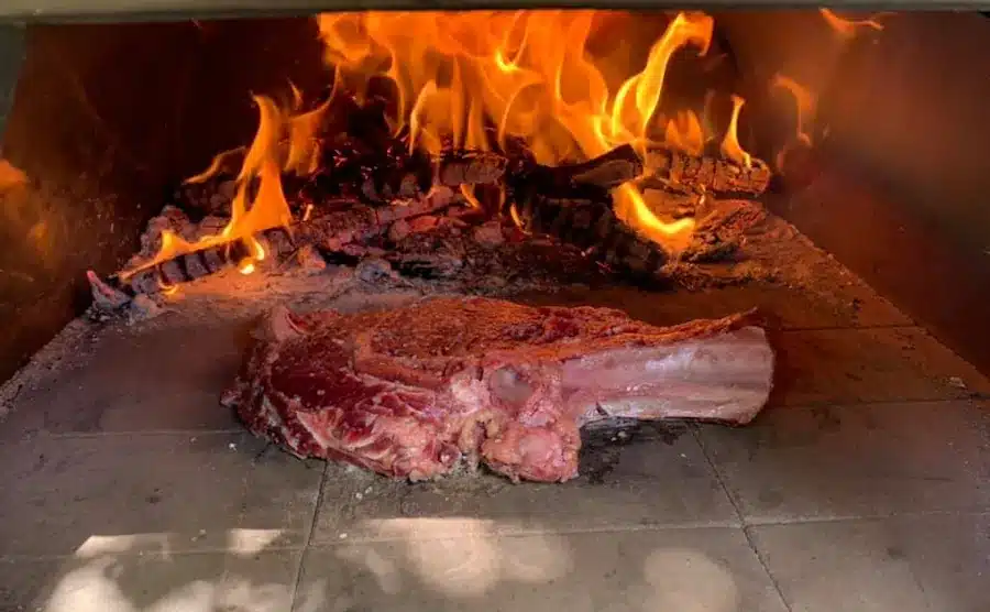 costeleta no forno a lenha